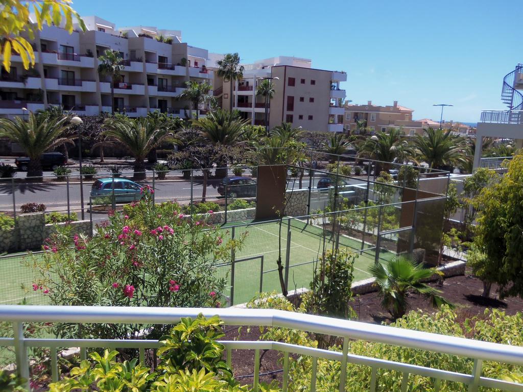 Comfortable Apartment With Amazing Sea Views Palm-mar Exterior foto
